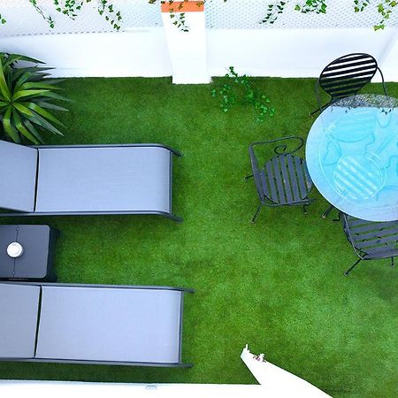 Downtown Apartment With Private Terrace & Jacuzzi Севиля Екстериор снимка