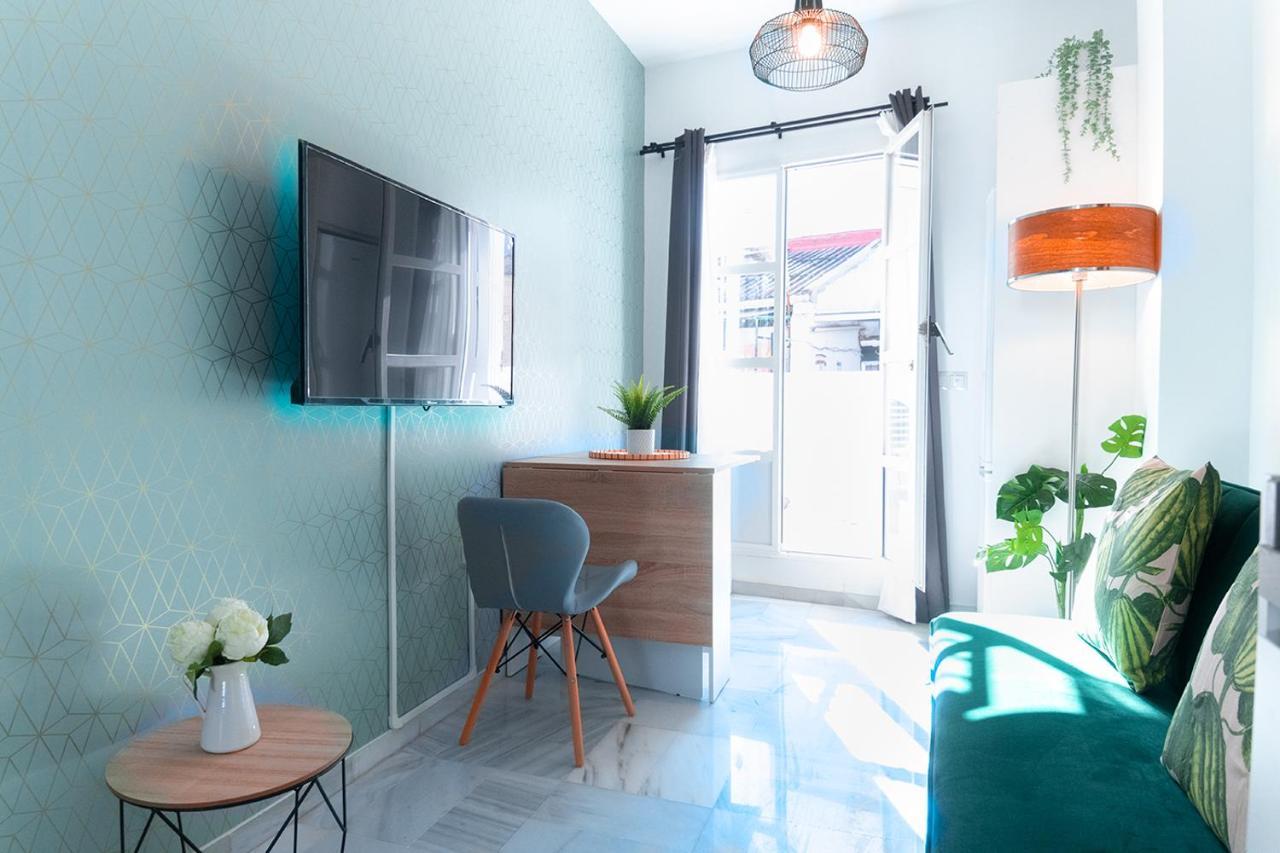Downtown Apartment With Private Terrace & Jacuzzi Севиля Екстериор снимка